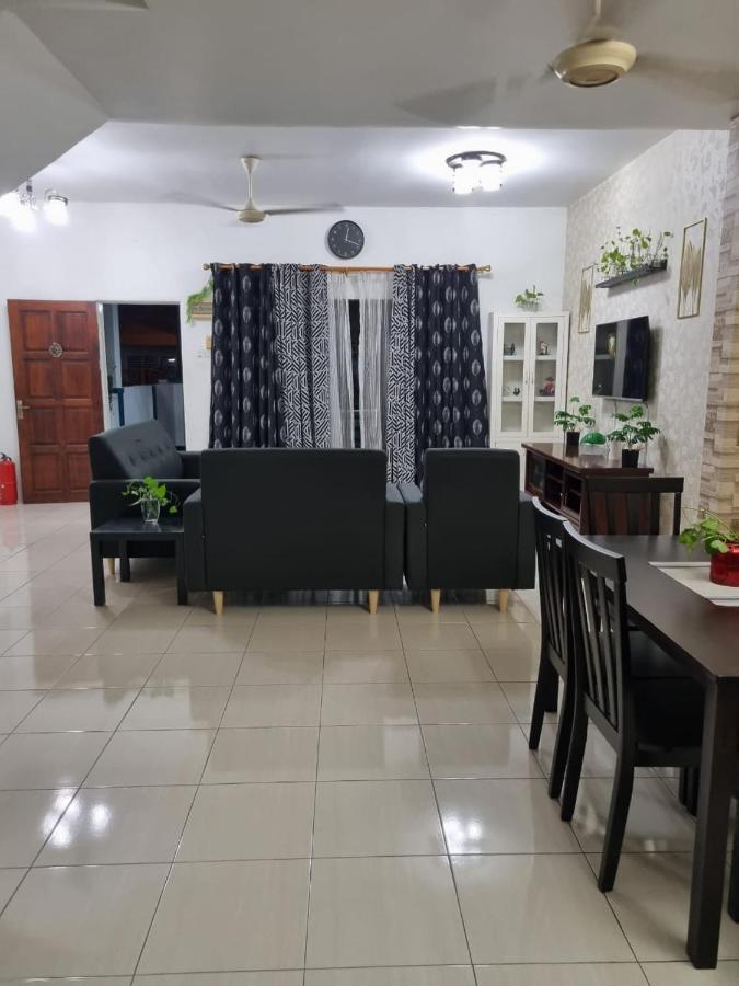 Private Pool Ssue Klebang Ipoh Homestay With High Speed Wifi Chemor Exterior photo